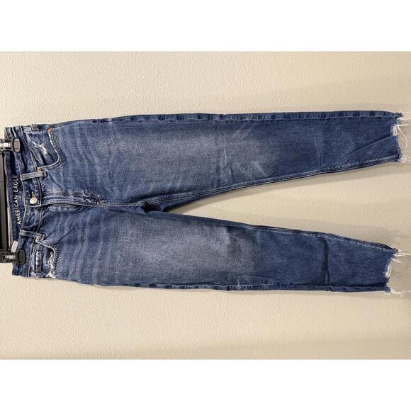 American Eagle Dark Wash Mom Jean, Women's Size 2 - Picture 4 of 9